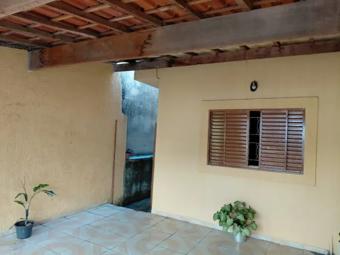 Casa com 2 dormitórios à venda, 159 m² por R$ 265.000 - Chácaras Silvestre - Taubaté/SP