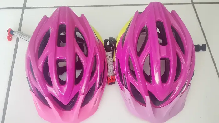 2 capacete de bicicleta