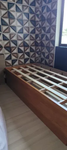 Vende se bicama , usada somente uma vez