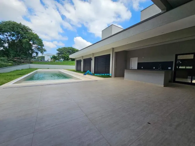 Casa térrea para Locação C/ 4 Suítes, Total de 630m², Condomínio Fazenda Serra Azul 1 - It