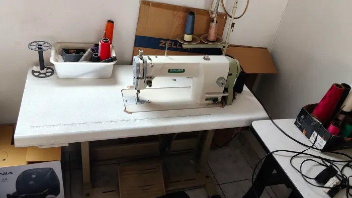 1 Máquina de custura