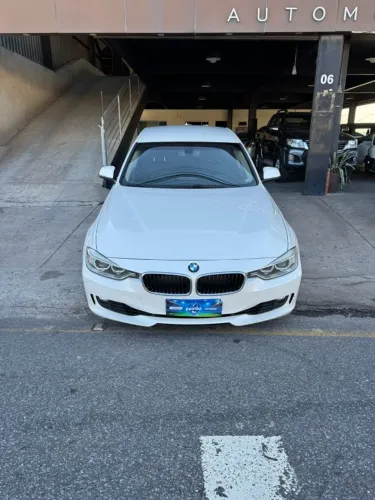 BMW 320I A 2.0 Turbo/activeflex 16V 184cv 4P 2015