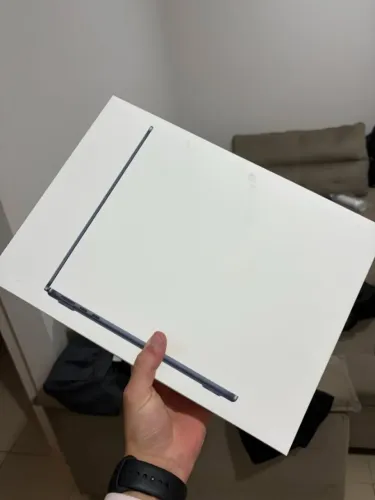 Apple MacBook Air 2026 | M5 Chip | 16GB RAM | 512GB SSD 13"
