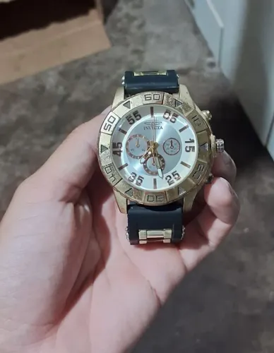 Vende-se relógio invicta