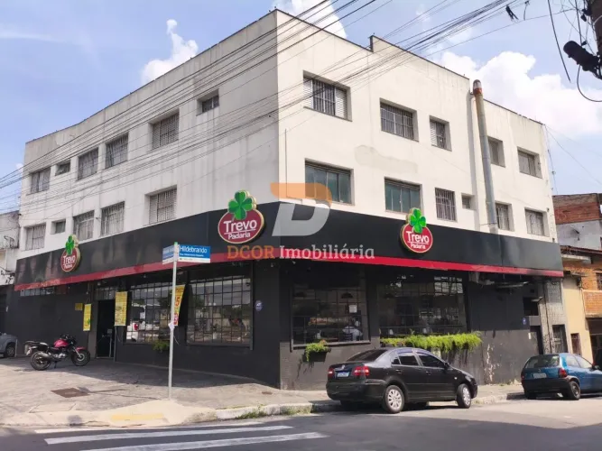 Alugo apto. Prox. Jabaquara Vila Fachini na padaria Trevo 2 dormitórios, sala e cozinha ,