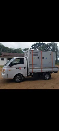 Vendo ou troco , Gerador 100 kva ano 2024. O km
