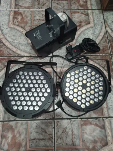 Vendo Iluminação para festas 
