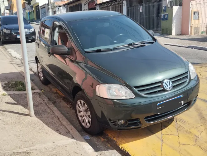 Volkswagen Fox Plus 1.6mi/ 1.6mi Total Flex 8V 4P 2005