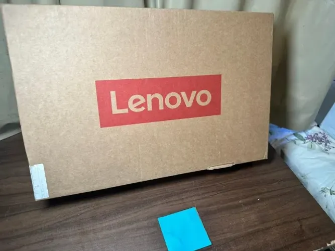 Notebook Lenovo IdeaPad Slim 3 Touch LACRADO! Core i5 13420H 8GB RAM 512 15.3 Touch Screen