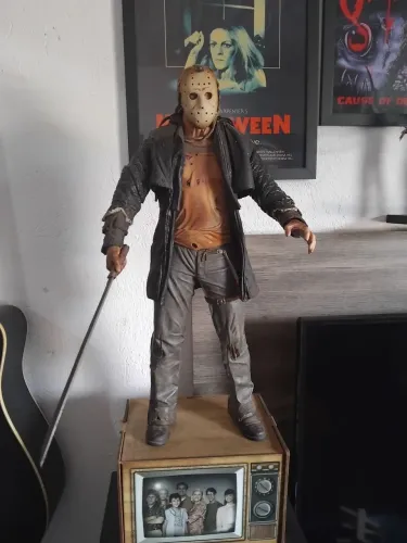 Boneco Jason Voorhees Neca 2008 (47 Cm)