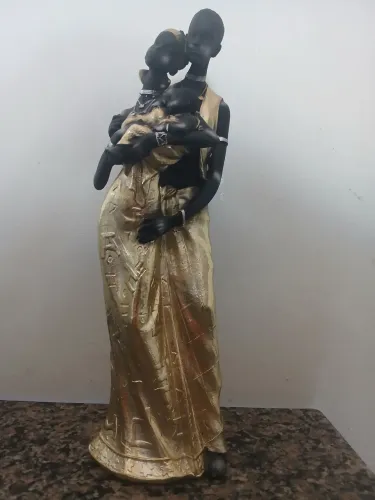 ESCULTURA CASAL AFRICANO