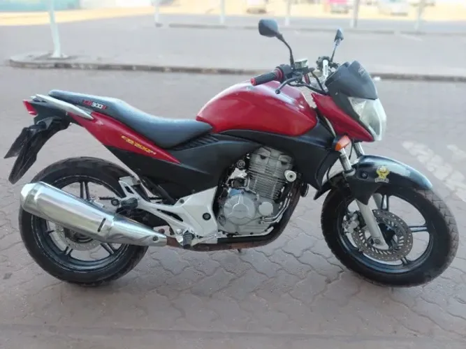 MOTO CB300R