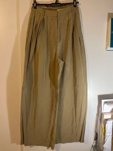 Calça pantalona Zara