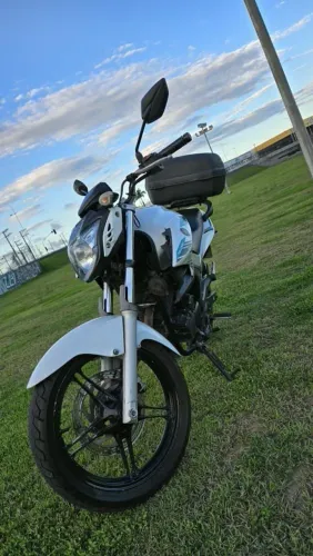 Fazer 250 branca 2016