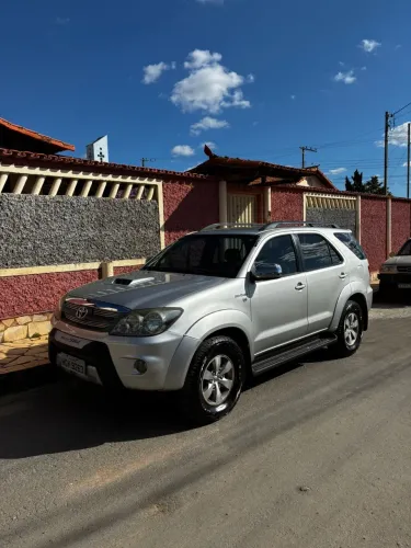 Toyota Hilux SW4 SRV D4-d 4X4 3.0 TDI Dies. AUT 2007
