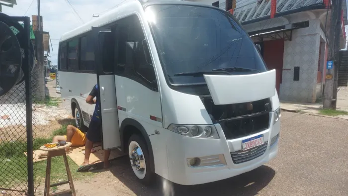 Microônibus v8