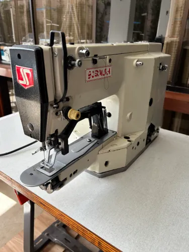 Máquina de costura Travete Siruba