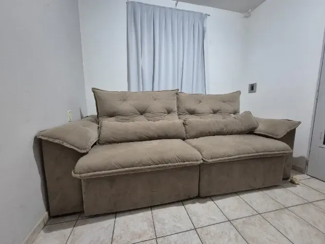 Sofá retrátil