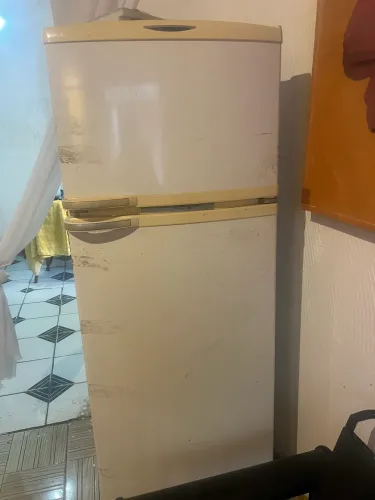 Geladeira 350