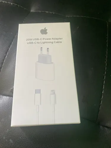 Carregador de iPhone