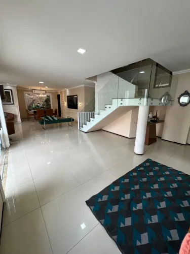 Imóvel para venda possui 297 metros quadrados com 4 quartos em Olho D'Água - São Luís - MA