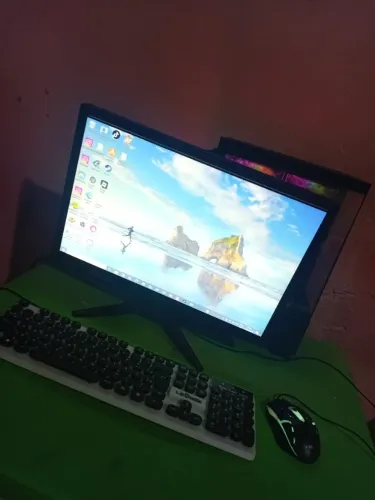 Computador completo i5 + rx 550 + SSD/HDD - R$ 1.500