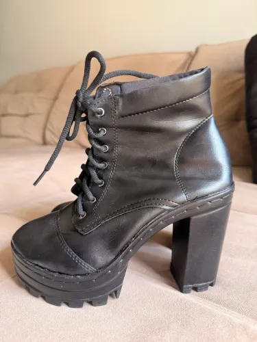 Bota tratorada n 36