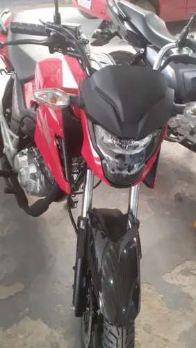 Vendo ou troco fan 160 0km