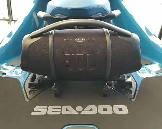 Suporte Para Boombox 3 Jbl Jet Ski Com Trava Linq
