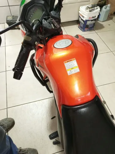 Dk 150 CBS laranja