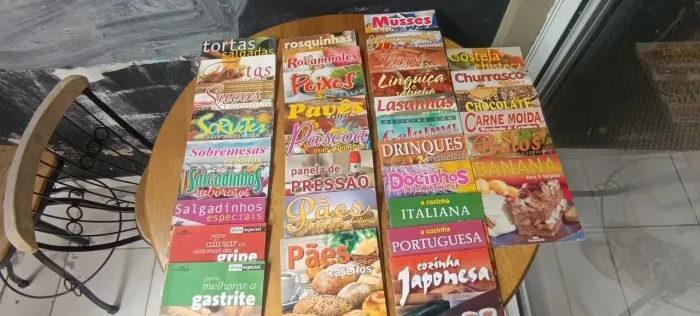 LIVROS MINI COZINHA MELHORAMENTOS R$10,00 CADA LIVRO. COMPLETE SUA COLEÇÃO. ANOS 2000
