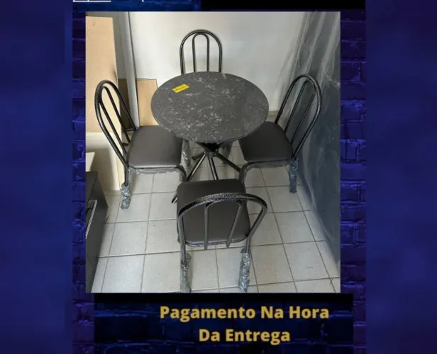 Mesa de jantar de 4 cadeira redonda