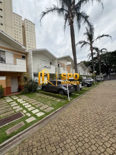 Sobrado de 1040 metros com 3 quartos a venda no Condomínio Flora Park
