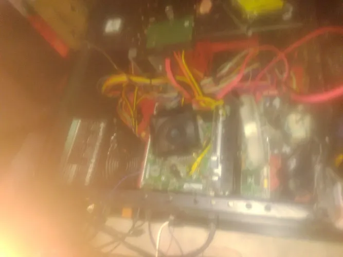CPU gamer in 7 8 gigas de memória ram DDr 3 barramento 1333 placa de vídeo Geforce GTX 740