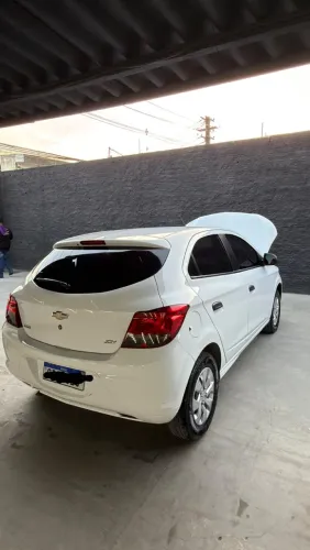 Chevrolet Onix JOY Hatch 1.0 8V Flex Mec. 4P 2019