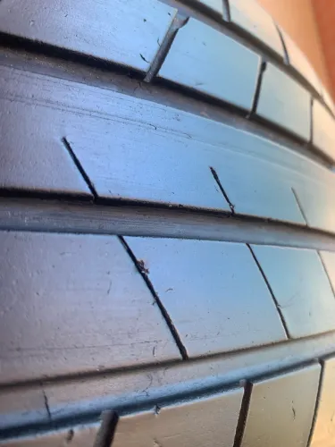 Pneu 225 55 R 18 Bridgestone Alenza