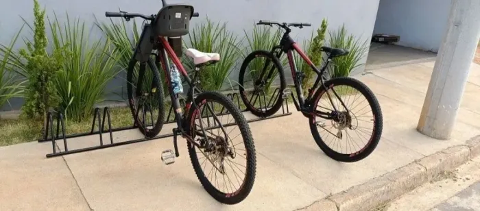 Suporte 8 bikes para bicicletário 