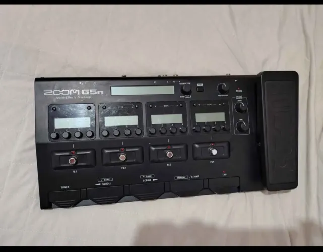 Pedaleira Zoom G5n