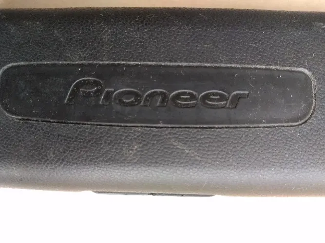 Estojo para guardar frente do auto-rádio Pioneer