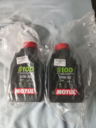 Óleo motul 10w30