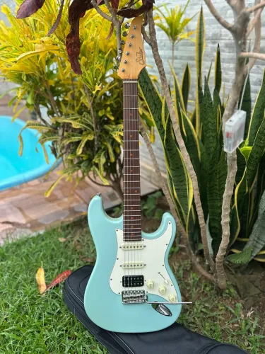 Suhr Classic s antique custom