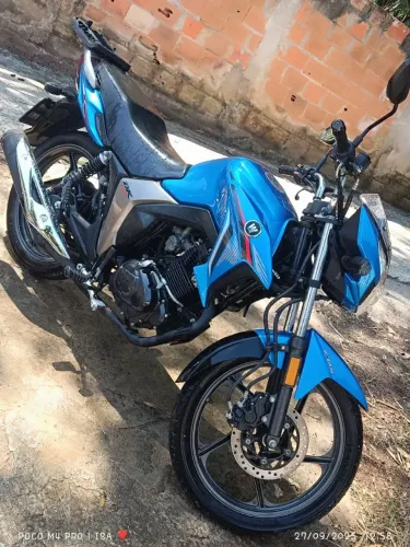 Vendo *NAO TROCO, NAO ABAIXO O VALOR* NÃO PEGO CARRO*
