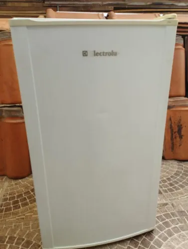 Frigobar super novo 120 litros