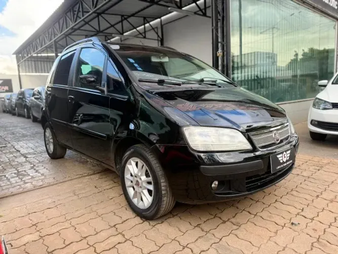 Fiat Idea ELX 1.4 MPI Fire Flex 8V 5P 2010