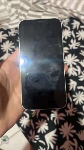 Vendo iphone 12 64gb bateria 78% todo original
