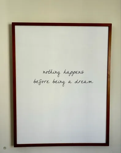 Quadro com frase em inglês 