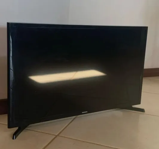 Tv Samsung 32 com defeito