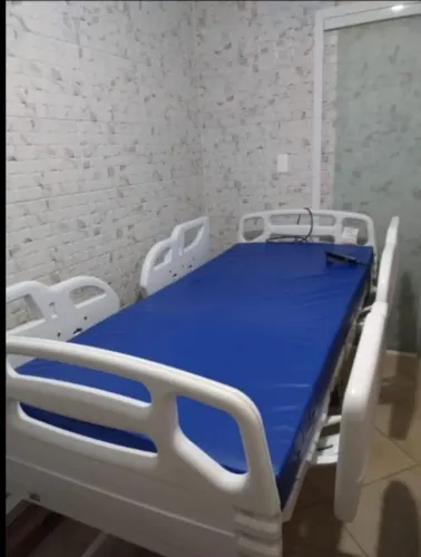 Cama hospitalar elétrica NOVA de 8 movimentos 