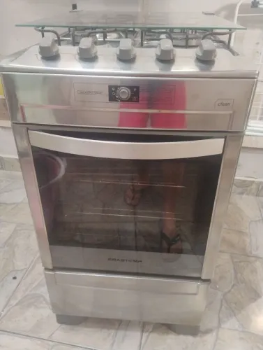 Vendo fogão 4 bocas brastemp