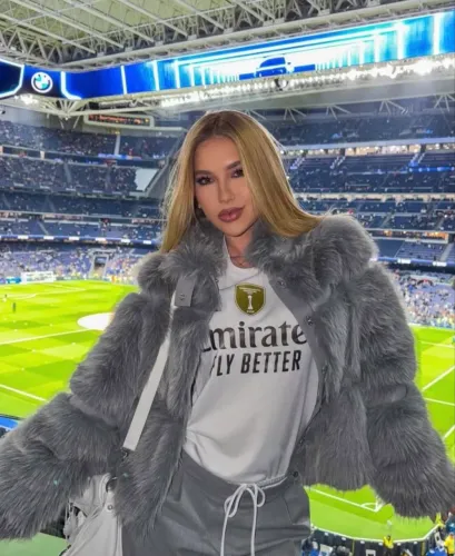 Casaco peludo estilo Virgínia